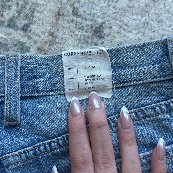 Current Elliott The Boyfriend Rolled Shorts NWT size 27 - Picture 5 of 6